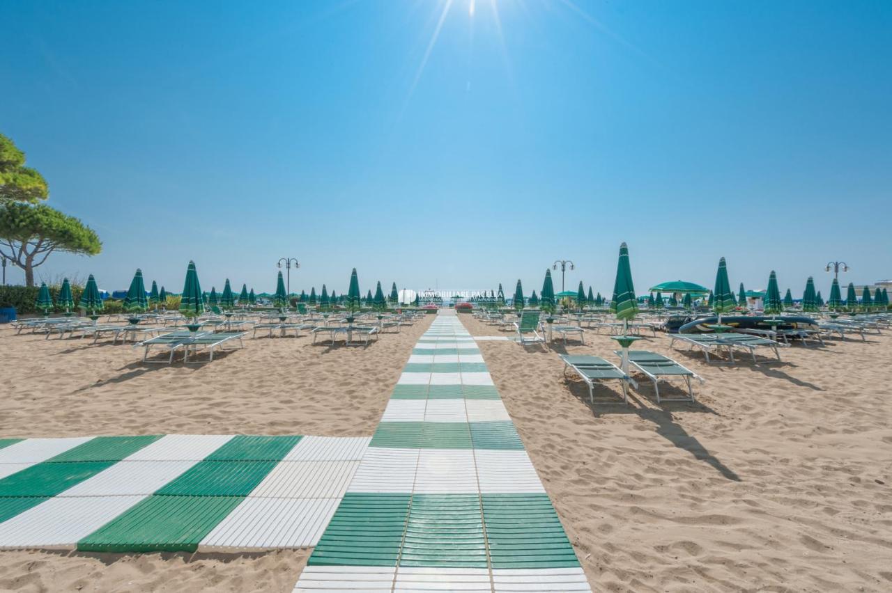 Residence El Palmar Da Colla Lido di Jesolo Zewnętrze zdjęcie