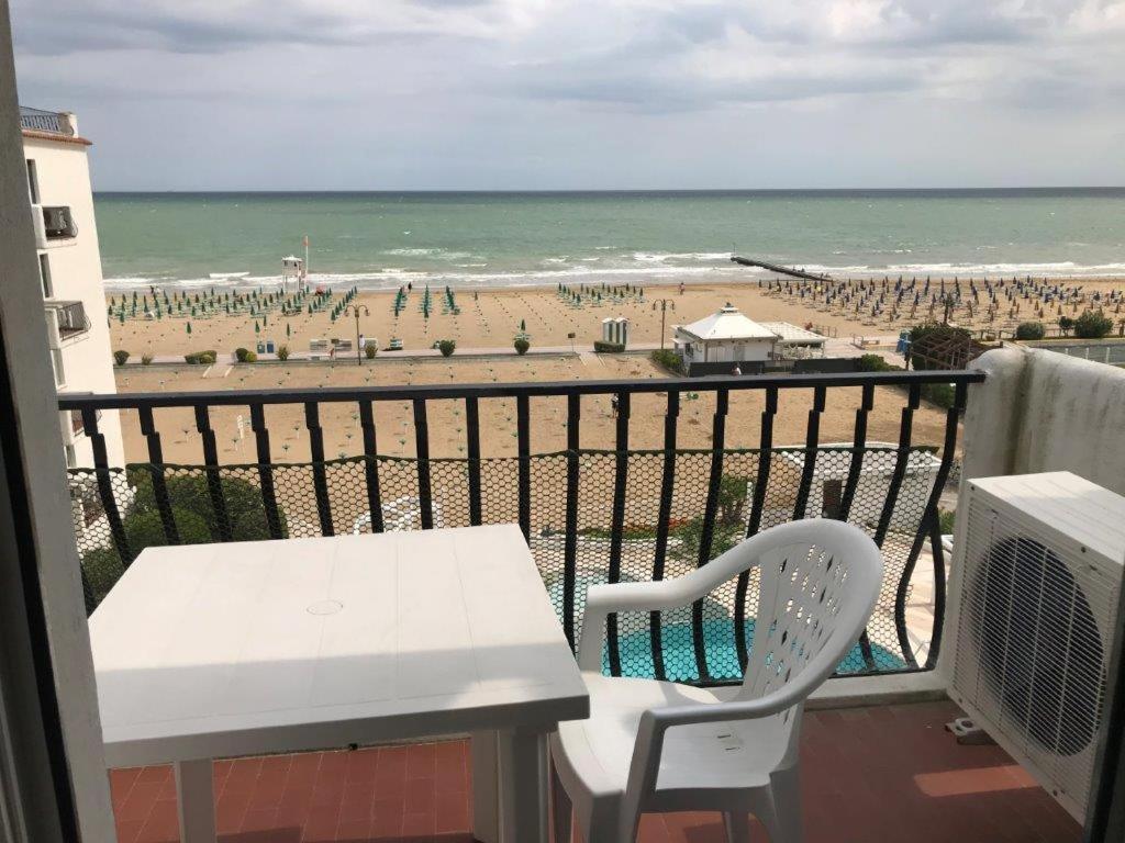 Residence El Palmar Da Colla Lido di Jesolo Zewnętrze zdjęcie