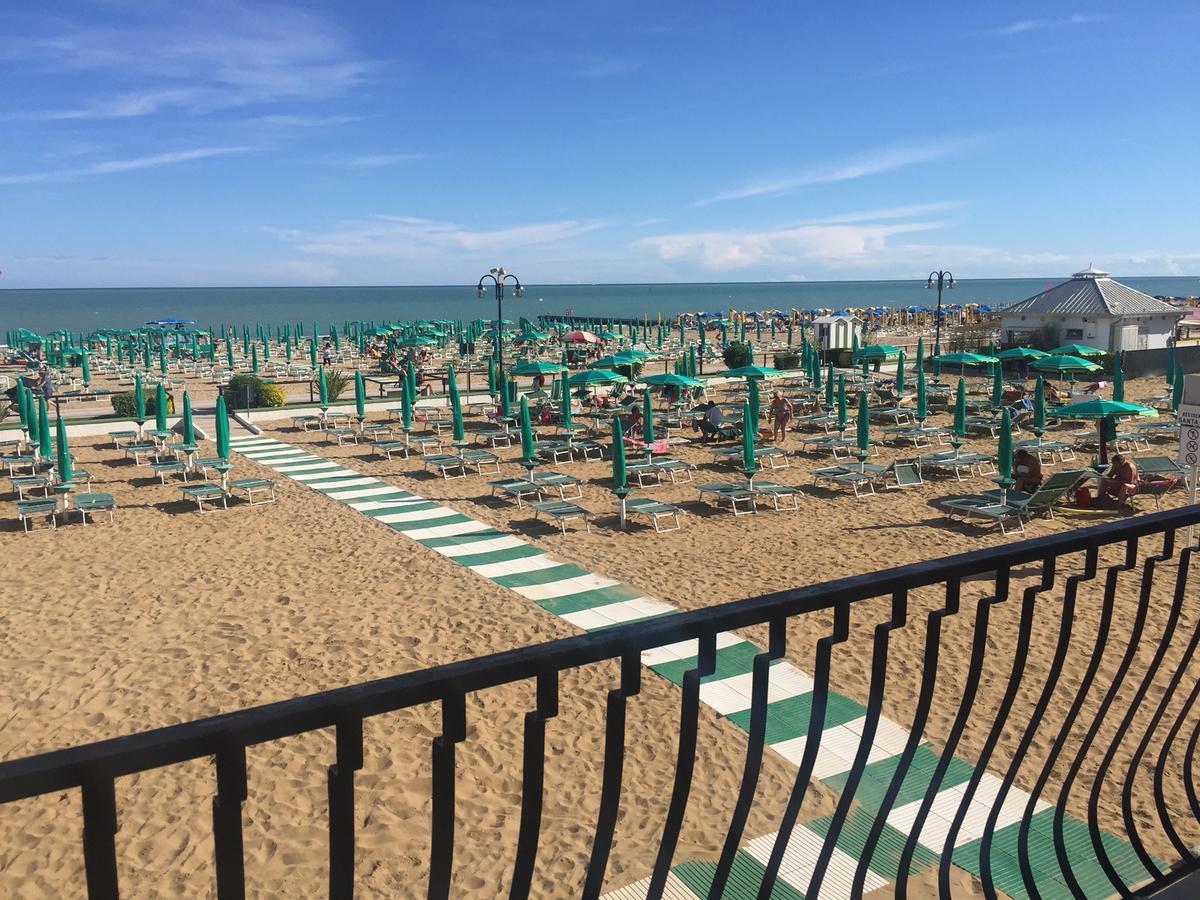 Residence El Palmar Da Colla Lido di Jesolo Zewnętrze zdjęcie